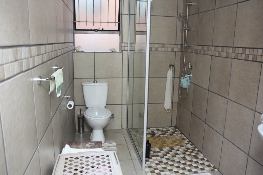 2 Bedroom Property for Sale in Langenhovenpark Free State